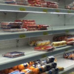Mercado con falta de productos en Venezuela