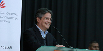 Guillermo Lasso, candidato opositor de CREO-SUMA