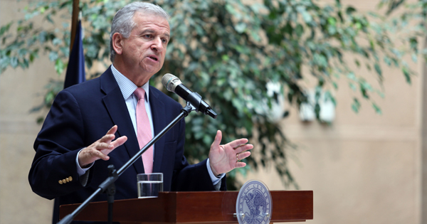 Felipe Larraín, ministro de Hacienda de Chile