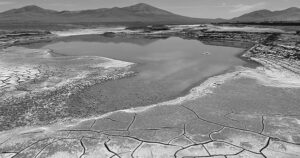 Laguna en el desierto de Atacama tras las lluvias. / Carlos González Silva