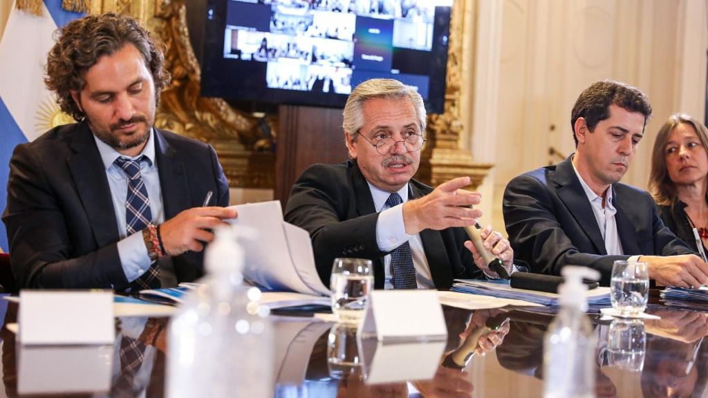 El presidente de Argentina, ALberto Fernández, durante una reunión con su Ejecutivo