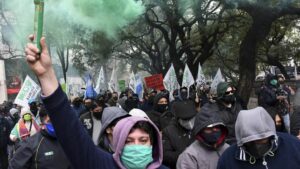 Protesta en la ciudad argentina de Córdoba durante la pandemia de coronavirus