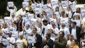 Manifestación a favor de la liberación del diputado venezolano Juan Requesens en Caracas