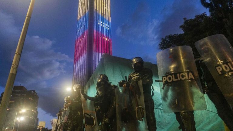 Agentes de la Policía de Colombia