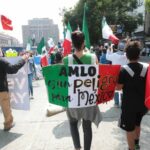 Acampada contra Andrés Manuel López Obrador en el centro de México