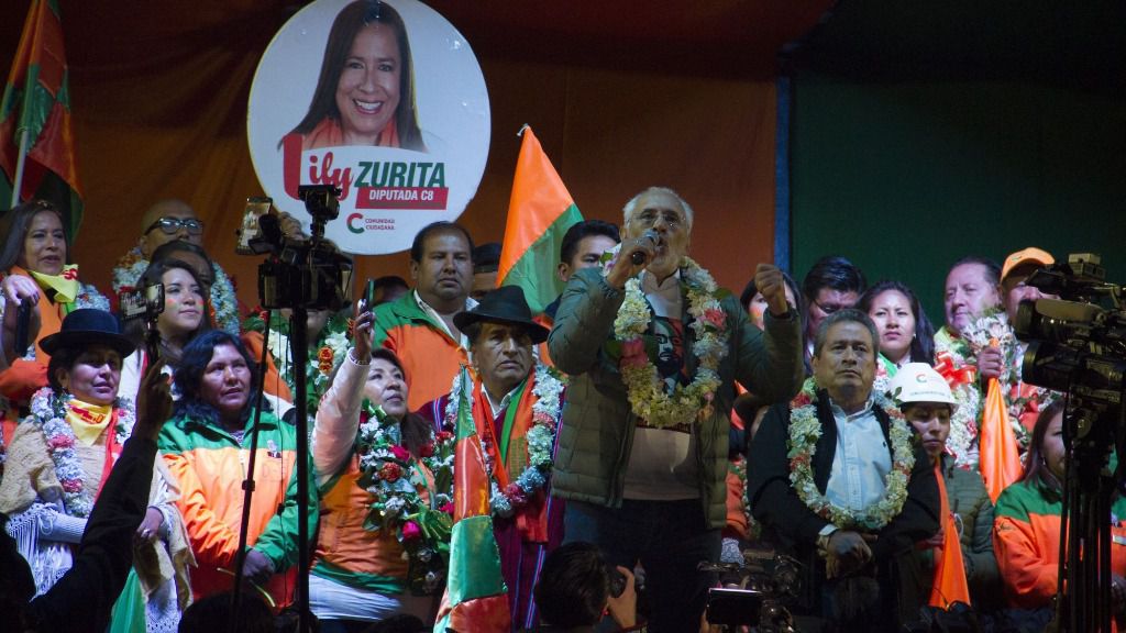 El candidato opositor a la Presidencia de Bolivia, Carlos Mesa