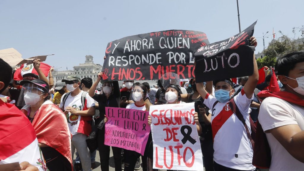 Manifestación celebrada en Lima contra los abusos policiales