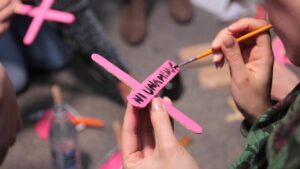 Acto de protesta contra los feminicidios en México