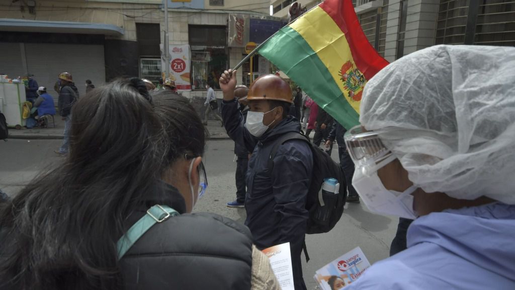 Una cooperativa minera protesta en las calles de La Paz