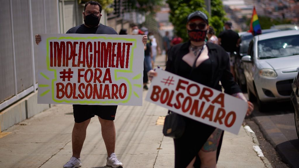 Manifestación a favor del 'impeachment' o proceso de destitución contra el presidente de Brasil, Jair Bolsonaro, en Sao Paulo