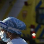 Trabajador sanitario durante la pandemia de coronavirus en Santiago de Chile