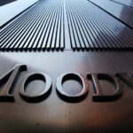 Moody's modifica la calificación crediticia de Perú a perspectiva negativa ante las protestas en el país