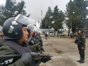 Policías antidisturbios en Bolivia - POLICÍA DE BOLIVIA