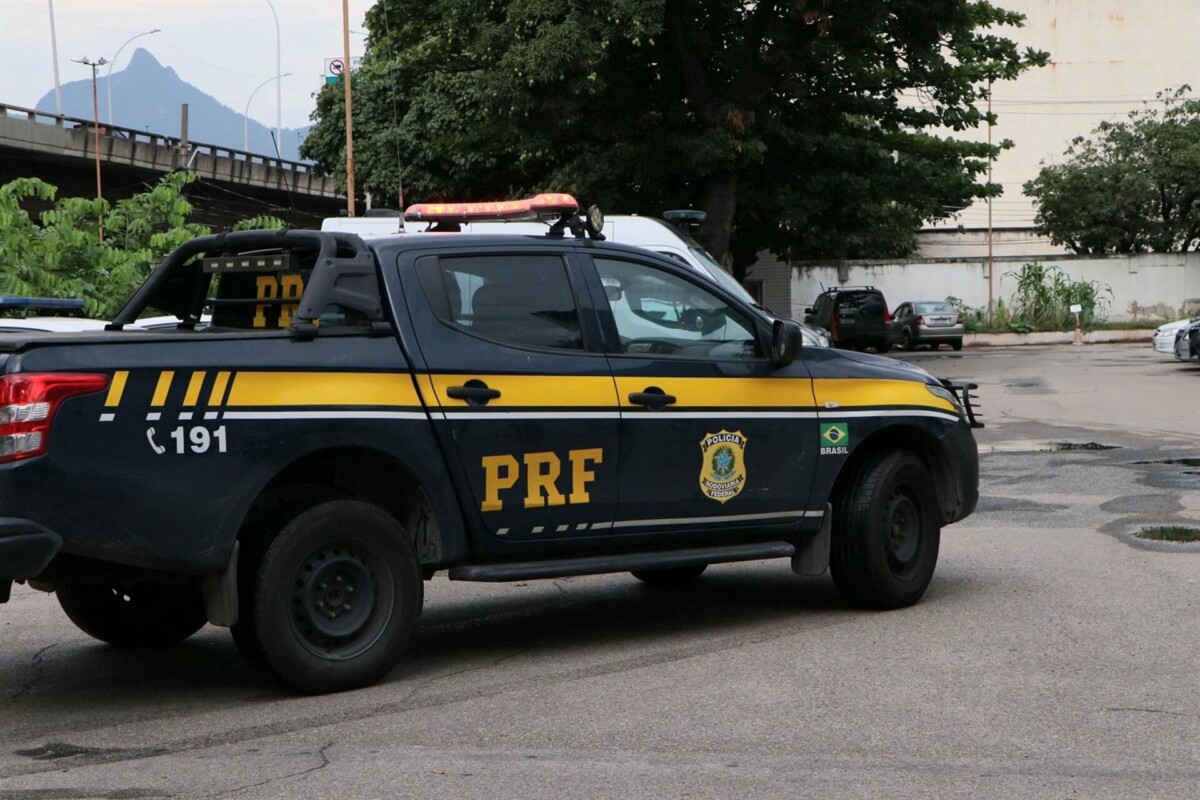 Vehículo de la Policía Federal de Tráfico (PRF) de Brasil - Europa Press/Contacto/Jose Lucena