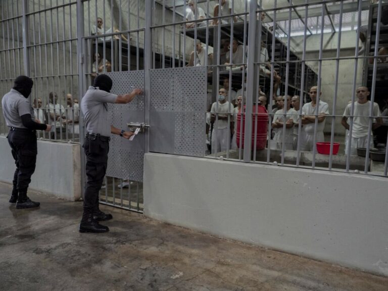 Centro de Confinamiento del Terrorismo (CECOT) en El Salvador (Foto: Europa Press/Contacto/Juan Carlos)