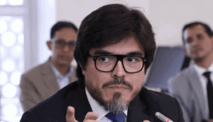 El ministro de Gobierno de Ecuador, José De la Gasca