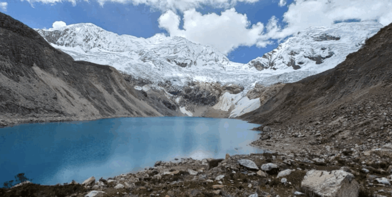Glaciares en los Andes de Perú