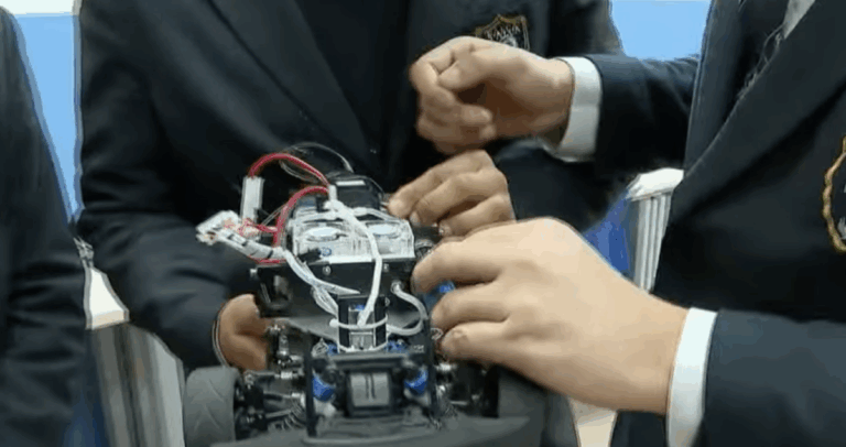 Jóvenes chilenos brillan en la Expo Osaka 2025