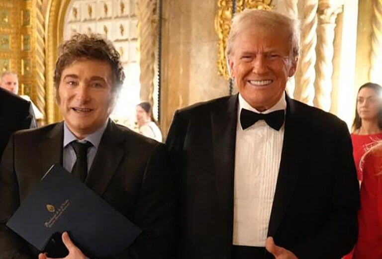 Javier Milei y Donald Trump en un evento formal