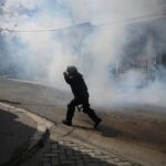 Imagen de archivo de un policía de Bolivia durante las protestas (Foto: Radoslaw Czajkowski/dpa)